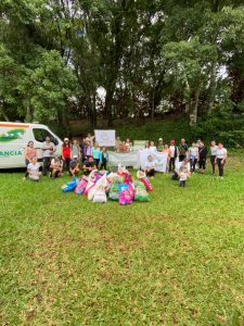 Plogging: la práctica que combina el ejercicio al aire libre con la limpieza del espacio público