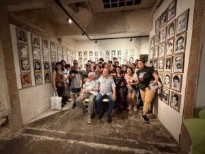 Jóvenes de la parroquia Varela recorrieron el Pozo de Quilmes para conocer la historia del terrorismo de Estado