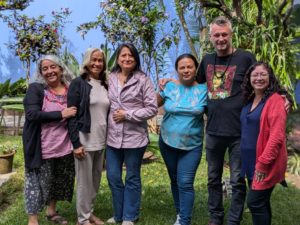 Fortaleciendo redes de cuidado comunitario 